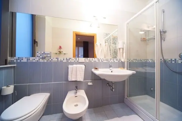 Standard Üç Kişilik Oda