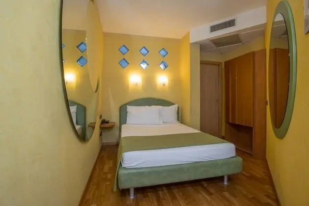 Tek Kişilik Oda