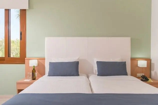 Standard Oda, Bahçe Manzaralı
