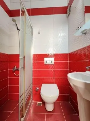 Tek Kişilik, Şehir Manzaralı
