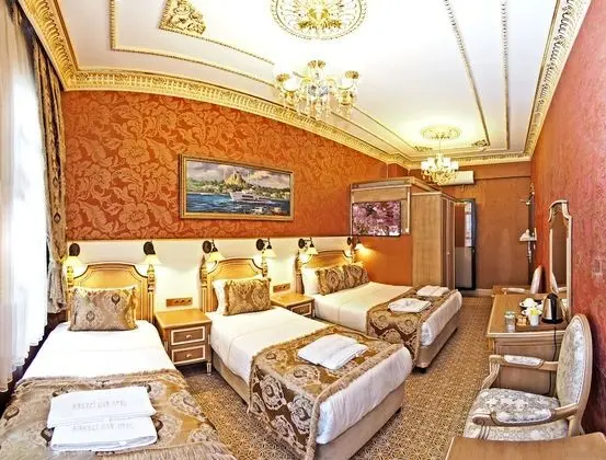 Deluxe Dört Kişilik Oda