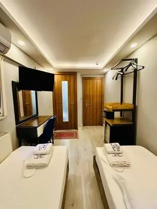 Twin, Manzarasız