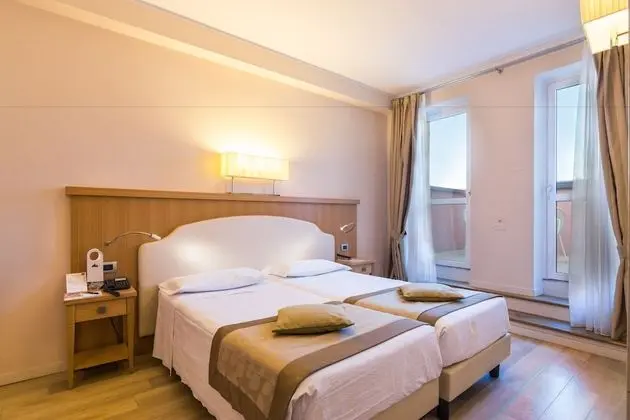 Deluxe Tek Büyük Yataklı Oda, Balkon