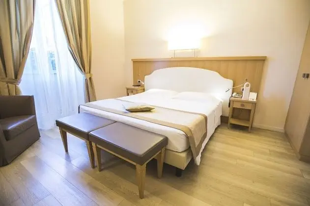 Deluxe Tek Büyük Yataklı Oda, Balkon