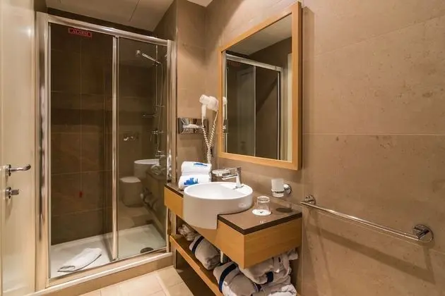 Deluxe Tek Büyük Yataklı Oda, Balkon
