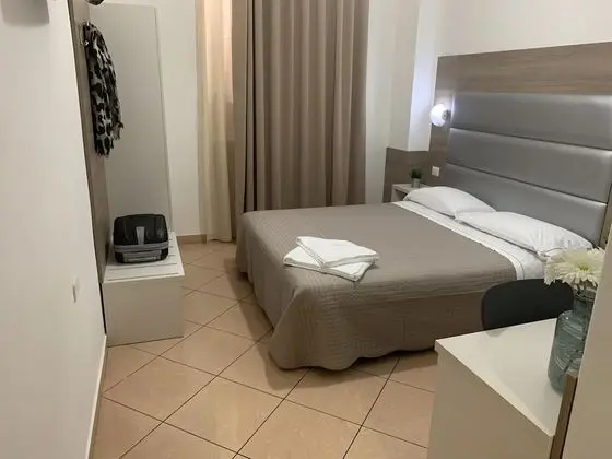 Tek Büyük Yataklı Oda