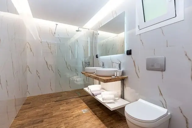 Deluxe Stüdyo Süit