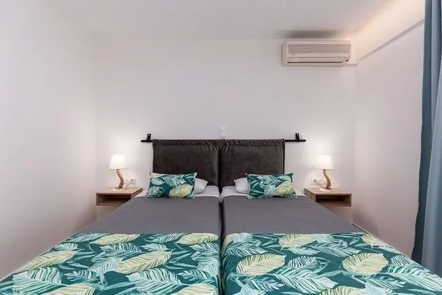 Deluxe Tek Büyük veya İki Ayrı Yataklı Oda, 1 Yatak Odası, Sigara İçilmez, Bahçe Manzaralı