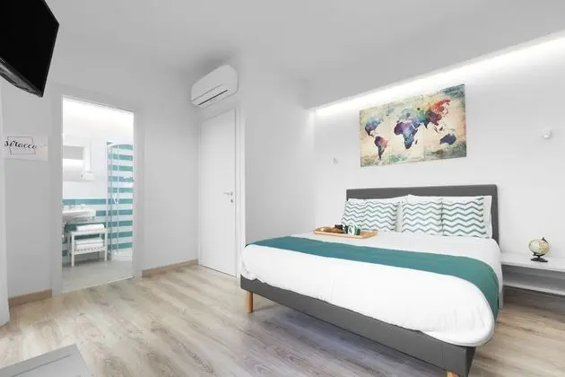 Deluxe Tek Büyük Yataklı Oda, Teras, Deniz Manzaralı