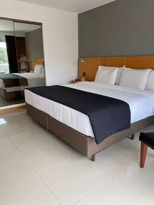 Panoramic Tek Büyük veya İki Ayrı Yataklı Oda
