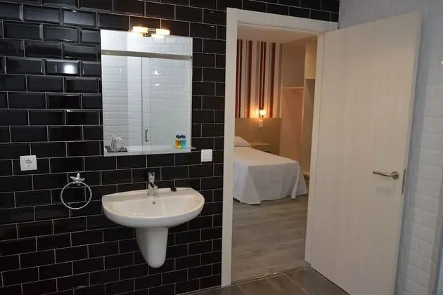 Büyük Yataklı Tek Kişilik Oda, 1 Çift Kişilik Yatak