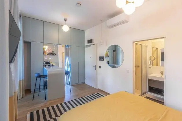 Design Tek Büyük Yataklı Oda (MIAbeach)
