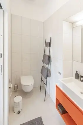Design Tek Büyük Yataklı Oda (VIEcoffee)