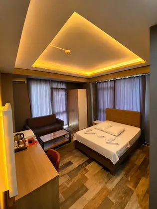 https://images.odamax.com/img/1024x768/odamax/image/upload/Sist34_Suit_Otel_202606121907071_standart_oda_1.png