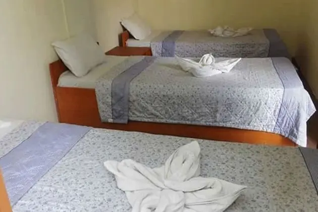 Ortak Ranzalı Oda, Ortak Banyo