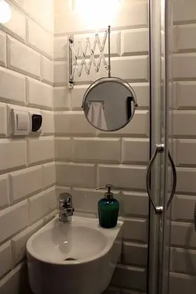 Basic Üç Kişilik Oda