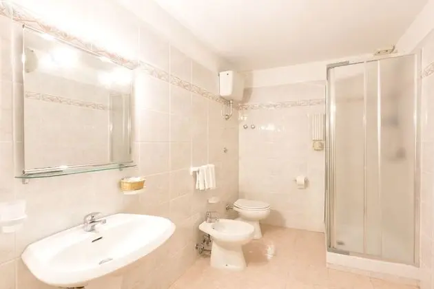 Tek Büyük Yataklı Oda, Özel Banyo