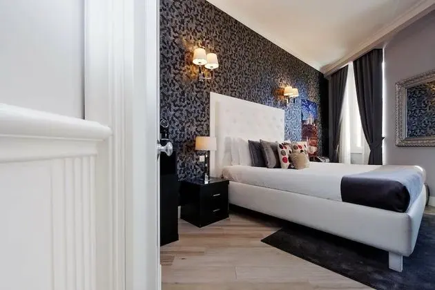 Deluxe Tek Büyük Yataklı Oda