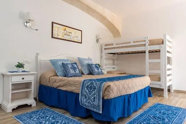 Deluxe Üç Kişilik Oda