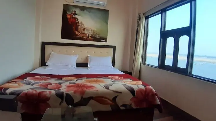 Deluxe Tek Büyük veya İki Ayrı Yataklı Oda, 1 En Büyük (King) Boy Yatak, Nehir Manzaralı
