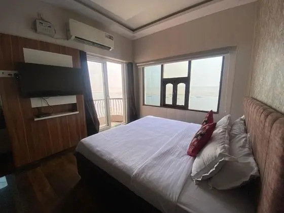 Family Tek Büyük veya İki Ayrı Yataklı Oda, Birden Çok Yatak, Balkon