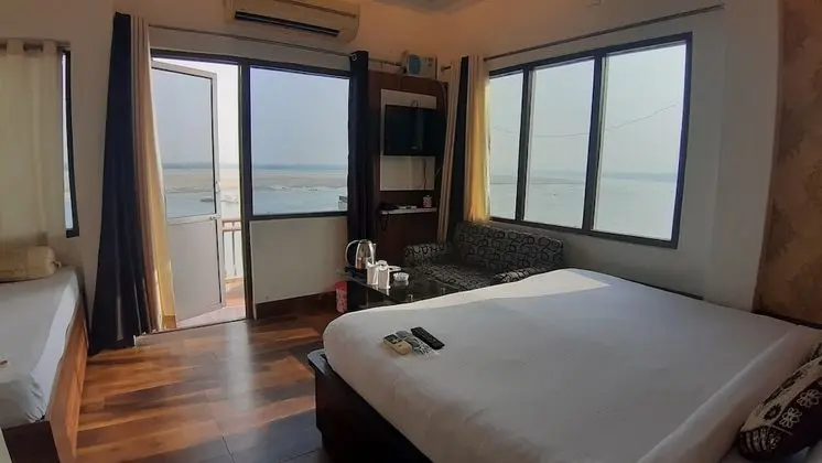 Family Tek Büyük veya İki Ayrı Yataklı Oda, Birden Çok Yatak, Balkon