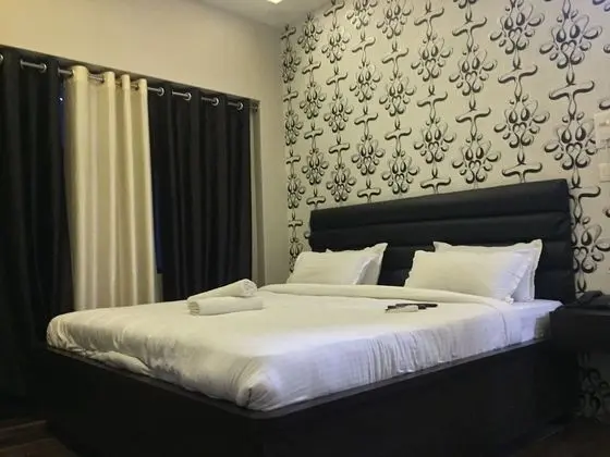 Family Tek Büyük veya İki Ayrı Yataklı Oda, Birden Çok Yatak, Balkon