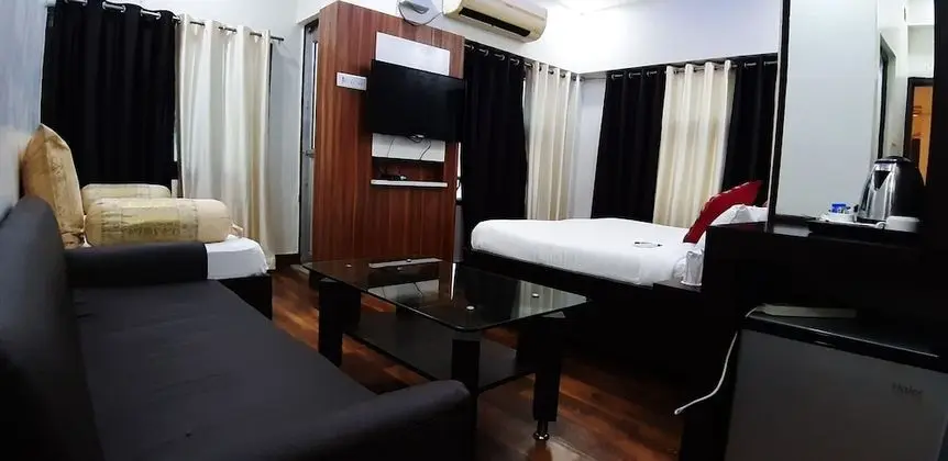 Family Tek Büyük veya İki Ayrı Yataklı Oda, Birden Çok Yatak, Balkon