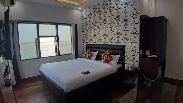 Family Tek Büyük veya İki Ayrı Yataklı Oda, Birden Çok Yatak, Balkon