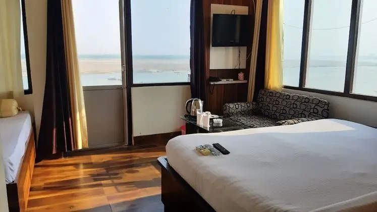 Family Tek Büyük veya İki Ayrı Yataklı Oda, Birden Çok Yatak, Balkon