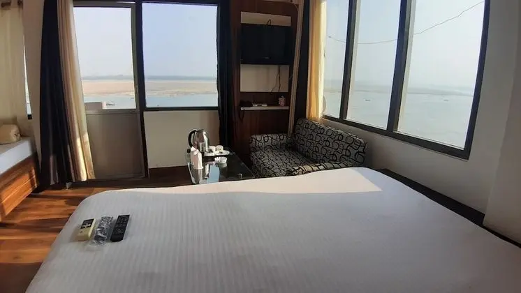 Family Tek Büyük veya İki Ayrı Yataklı Oda, Birden Çok Yatak, Balkon