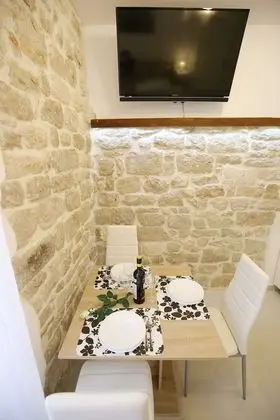 Studio Apartment Nina, City View
