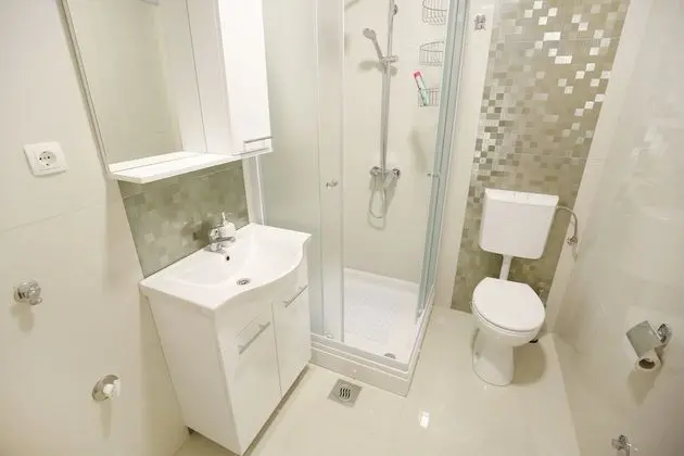 Studio Apartment Nina, City View
