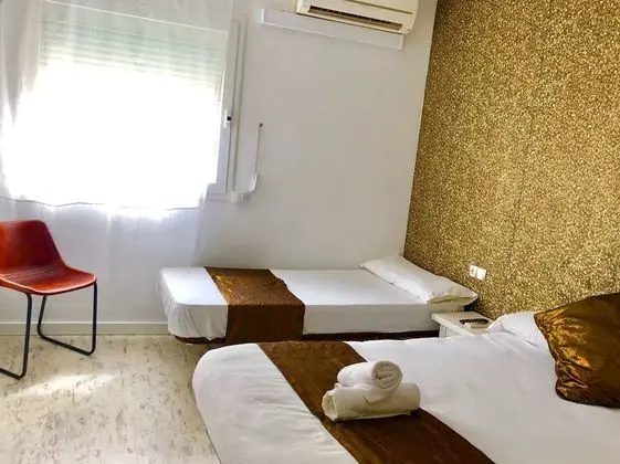 Tek Büyük Yataklı Oda, Balkon