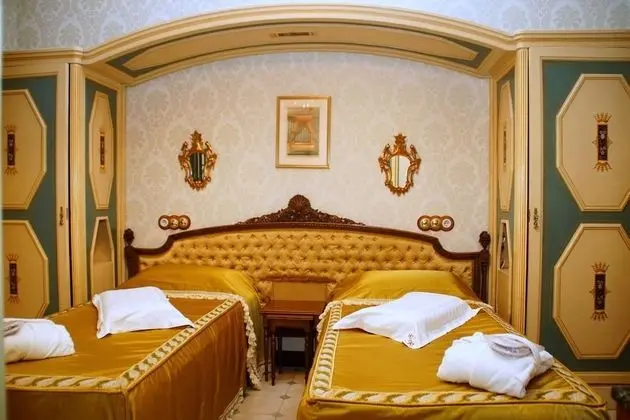 Deluxe Tek Büyük veya İki Ayrı Yataklı Oda