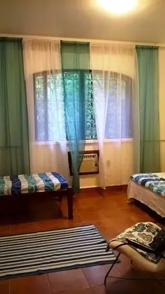 Tek Büyük Yataklı Oda (Vista para a floresta)