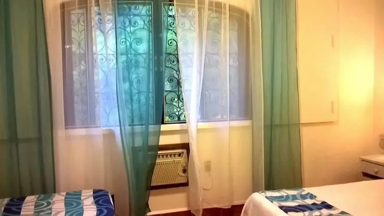 Tek Büyük Yataklı Oda (Vista para a floresta)