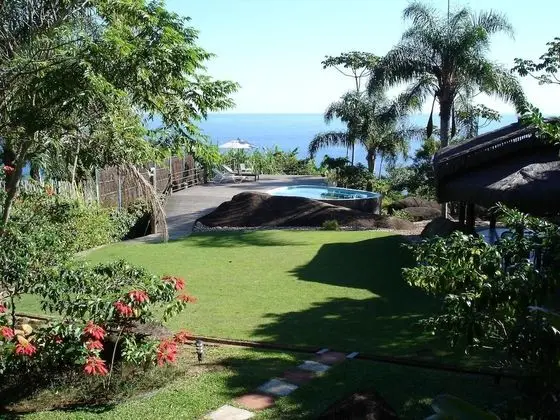 Standard Ev, 4 Yatak Odası, Balkon/Veranda, Bahçeli
