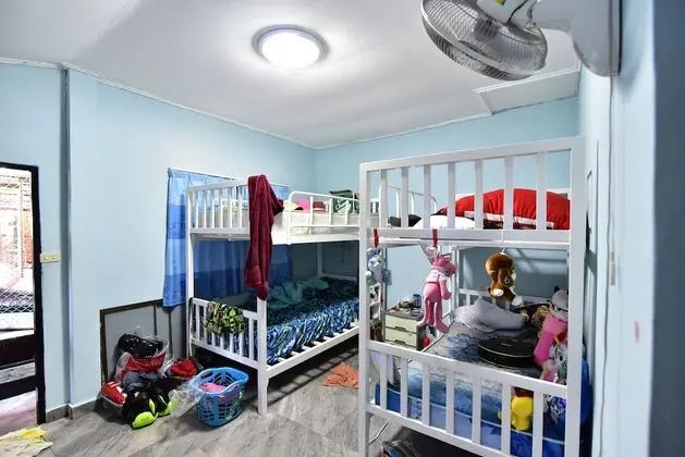4-Bed Mixed Dormitory (Muay Thai Training Included)
