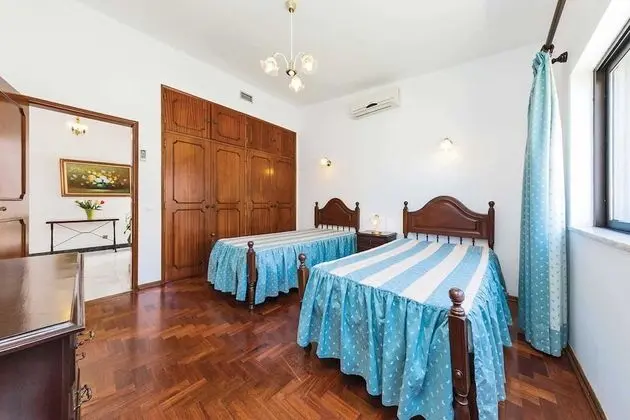 Villa, 3 Yatak Odası, Şömine