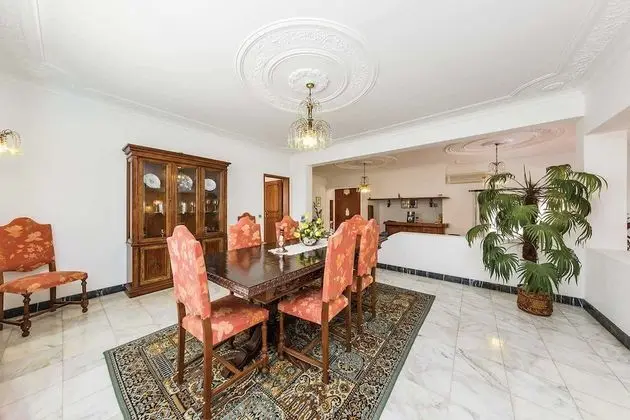 Villa, 3 Yatak Odası, Şömine
