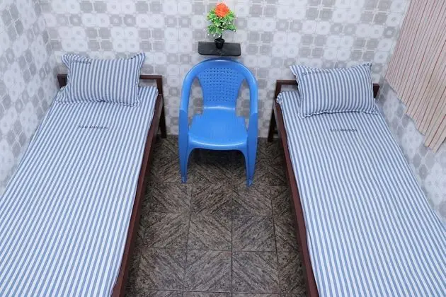 Basic Tek Büyük Yataklı Oda, 1 Çift Kişilik Yatak, Sigara İçilebilir