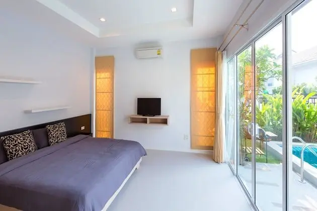 2 Bedrooms Garden Pool Villa