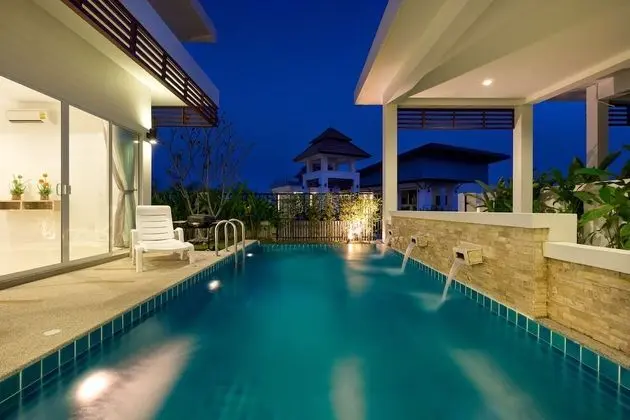 2 Bedrooms Garden Pool Villa