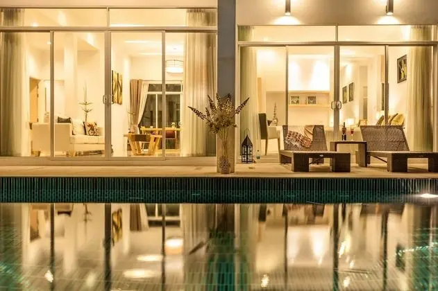 3 Bedrooms Garden Pool Villa