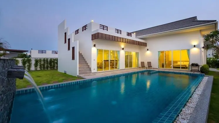 3 Bedrooms Garden Pool Villa