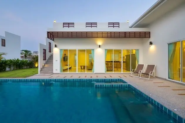 3 Bedrooms Garden Pool Villa