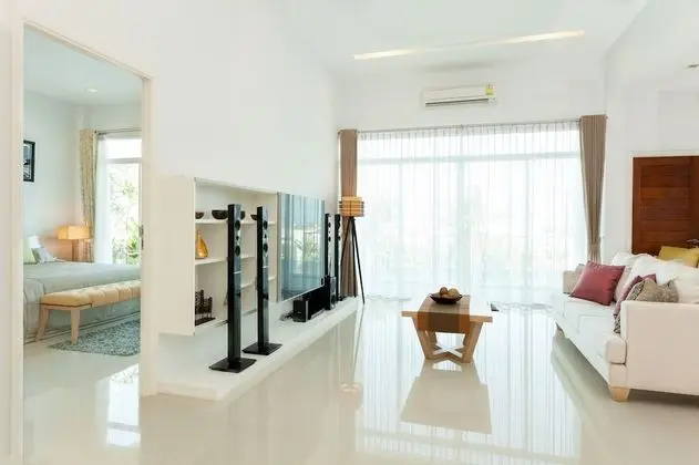 3 Bedrooms Garden Pool Villa