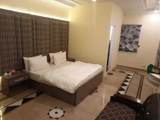 Deluxe Tek Büyük Yataklı Oda