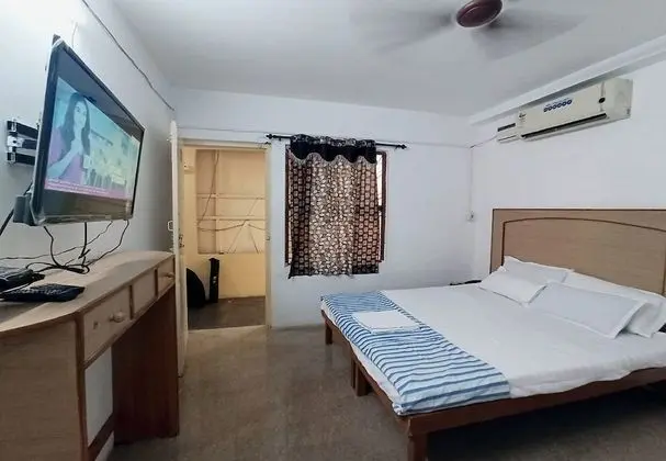 Standard Tek Büyük Yataklı Oda